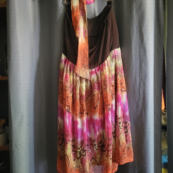 Trixxi halter tie multicolor dress - Picture 3 of 3